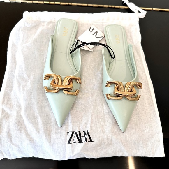 NWT Rare Zara Flat mules/shoes with pointed toe and chunky buckle detail - Picture 6 of 17